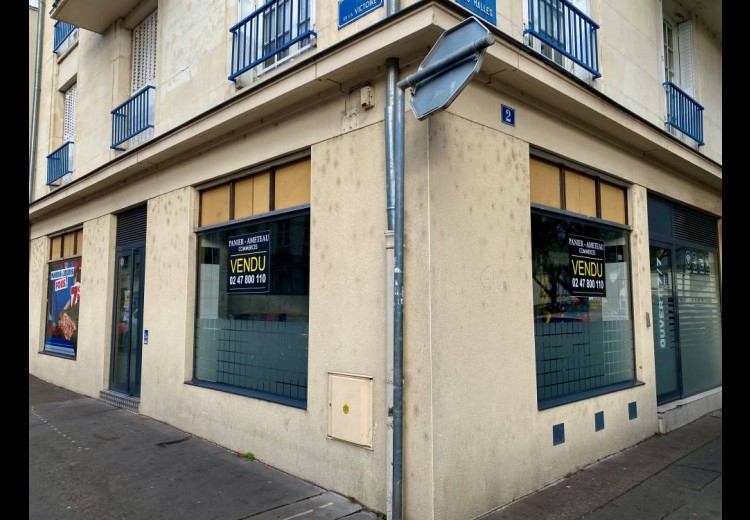 DOMINO'S CEDE LA PLACE A UNE NOUVELLE ENSEIGNE